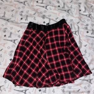 Plaid skirt